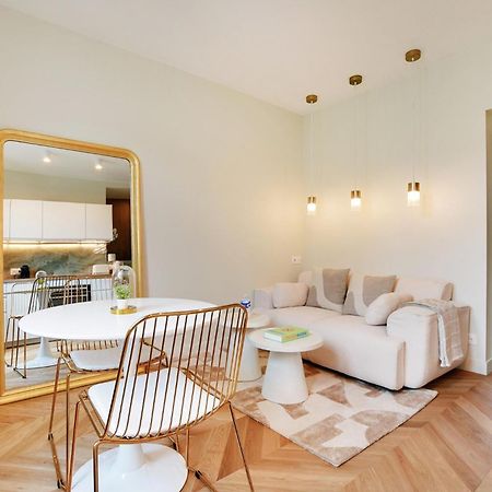 Suite Deluxe 1 By Les Maisons De Charloc Homes Boulogne-Billancourt Exterior photo