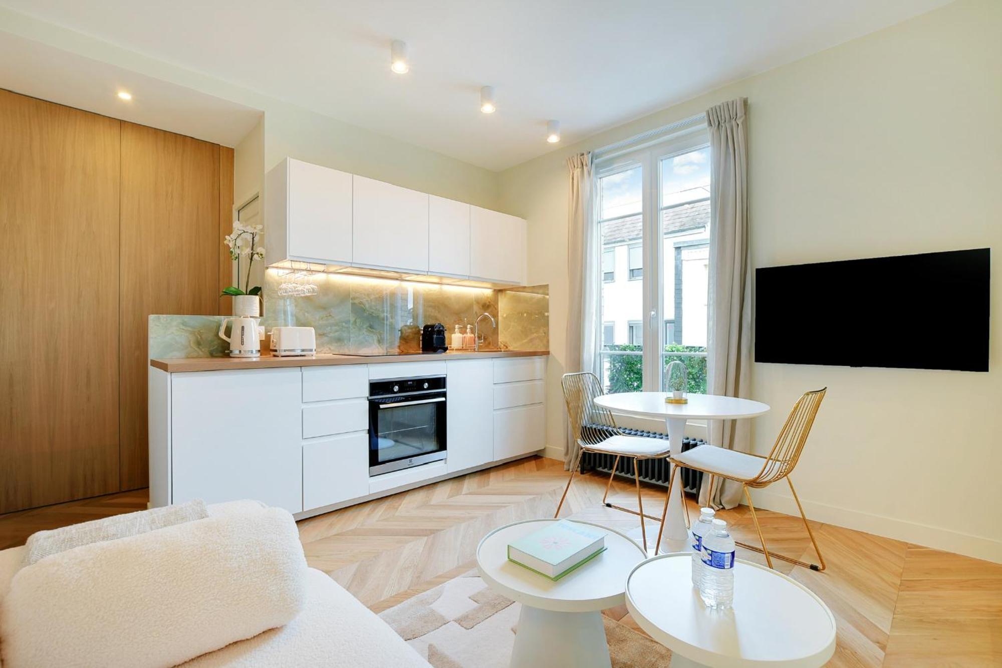Suite Deluxe 1 By Les Maisons De Charloc Homes Boulogne-Billancourt Exterior photo